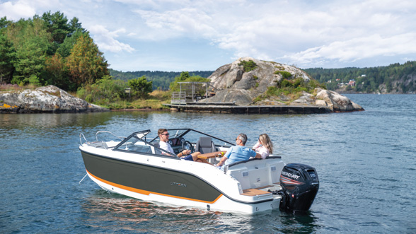 New Uttern T59: More space on board, more time on the water