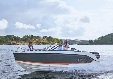 New Uttern T59: More space on board, more time on the water