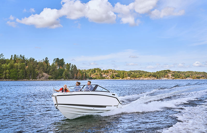Uttern Whitehull T65 001 B